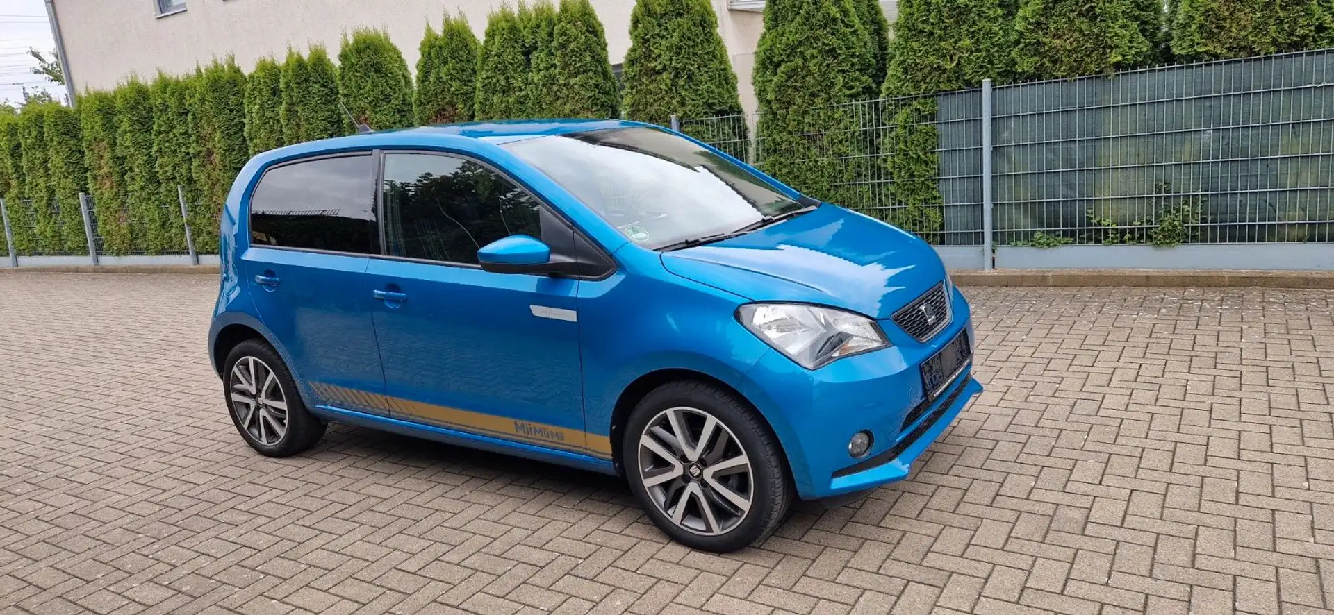 SEAT Mii electric Plus Edition Power Charge 1 Hand Blau - 2