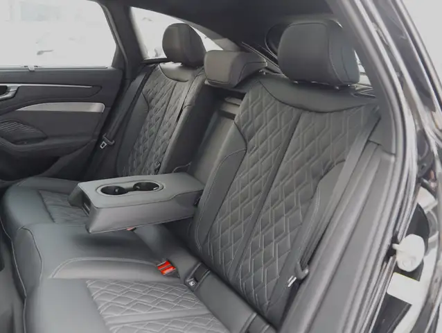 Audi A6 e-hybrid quattro 270 kW Ansicht 46