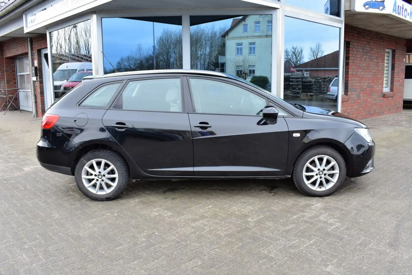 SEAT Ibiza ST 1.2 TSI Style Alu Klimatron. Sitzheizung el. FH Schwarz - 2