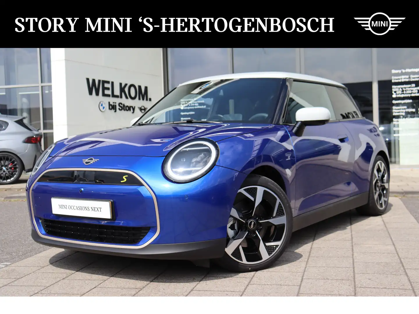 MINI Cooper SE Hatchback / Favoured Trim / Pakket XL / 18 inch Sl Kék - 1