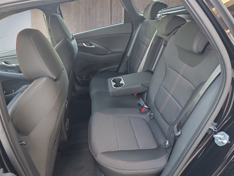 Hyundai i30 Kombi N-Line 1.6 T-GDI 7DCT Keyless/LED/Navi/Winte — photo 13