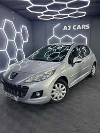 1.6 HDi 92Ch *DISTRI NEUVE *SIEGES CHAUFFANTS *JEUNE PERMIS *GARANTIE 12 MOIS