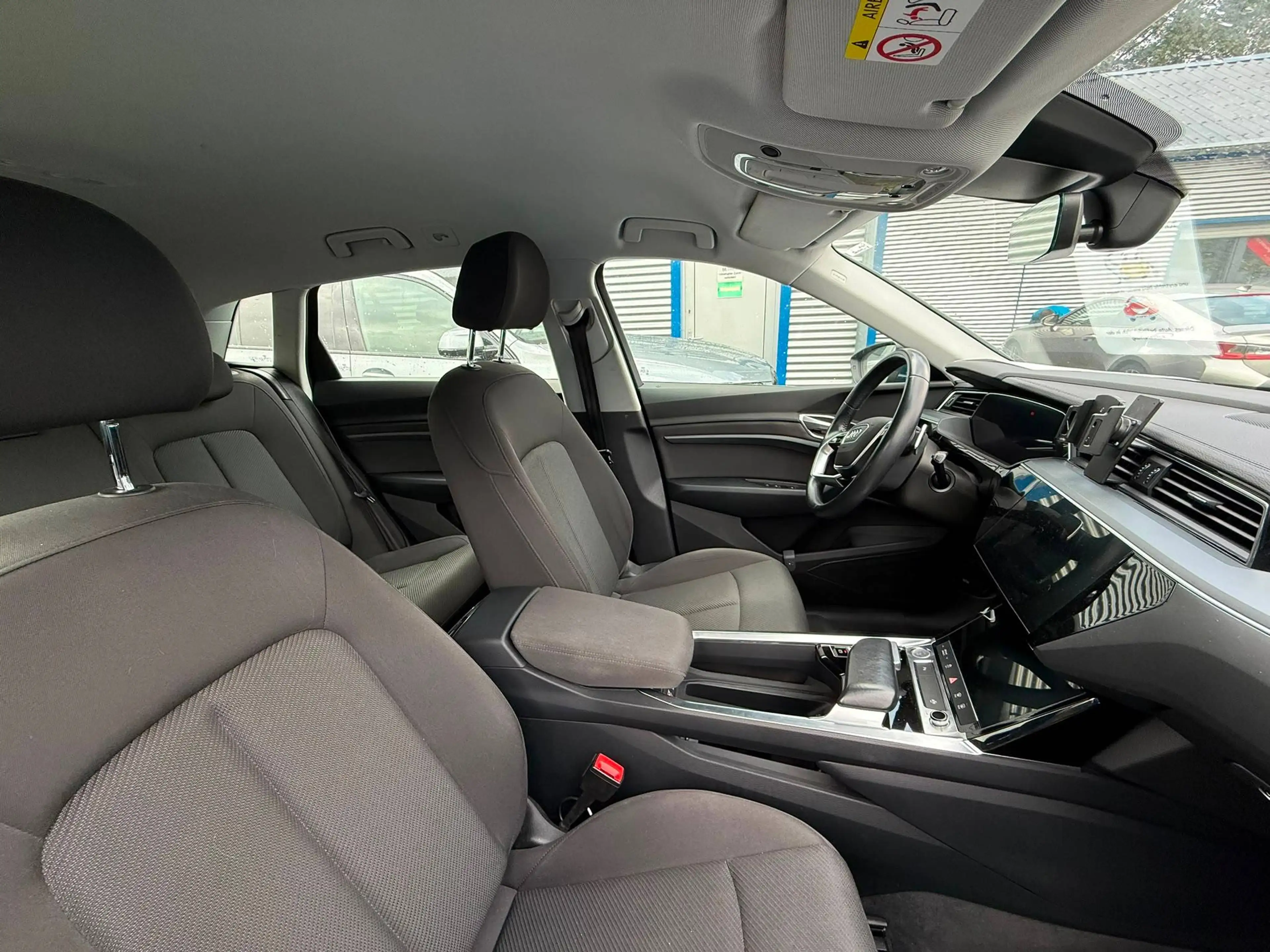 Audi e-tron 50 quattro, 71 KWH, SOH 90,7%, Navi — photo 8