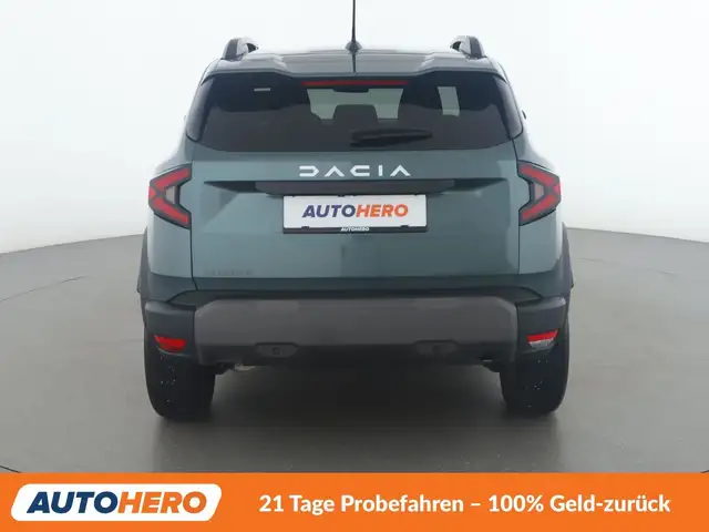 Renault Duster view 5
