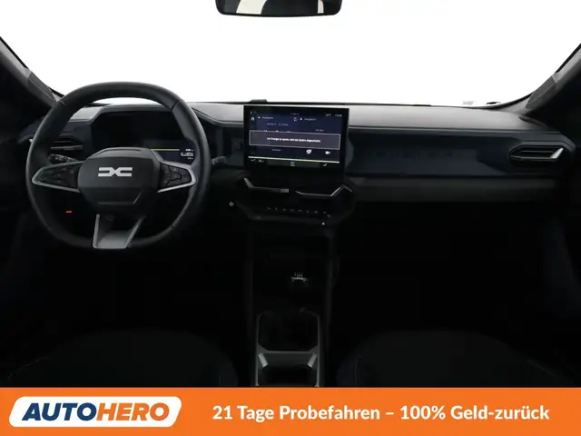 Renault Duster view 12