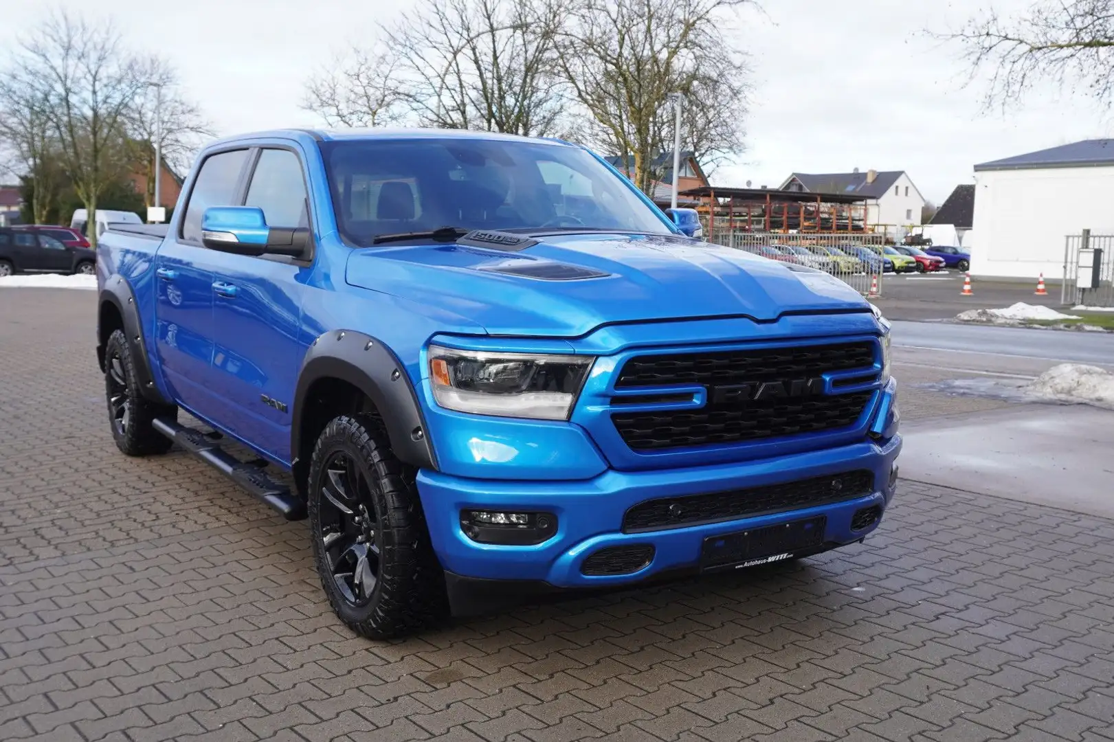 Dodge RAM Sport 4x4   ~Navi~Kam~LED~AHK~ Bleu - 2