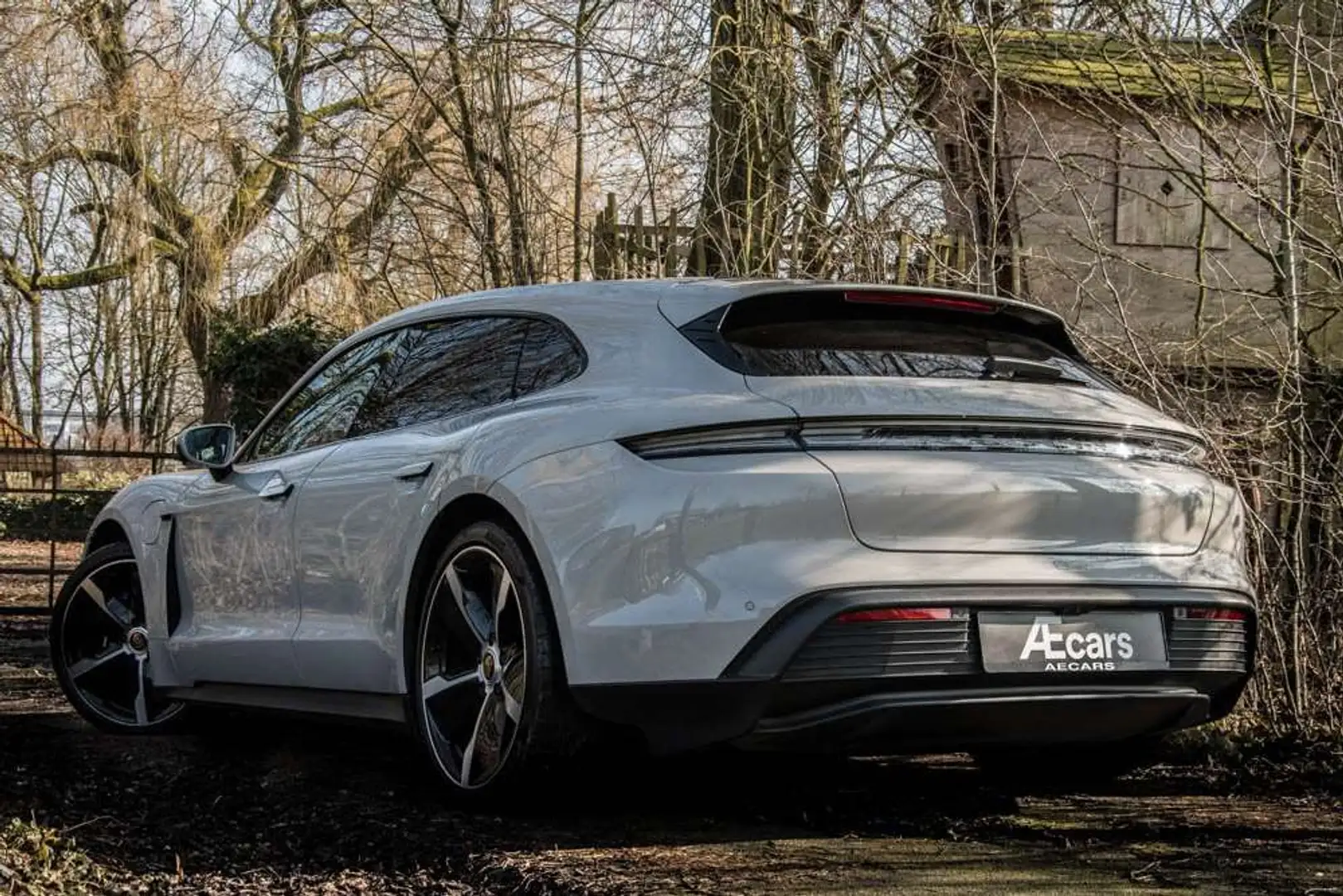 Porsche Taycan SPORT TURISMO / SPORT CHRONO / PANO ROOF / VAT CAR Gris - 2