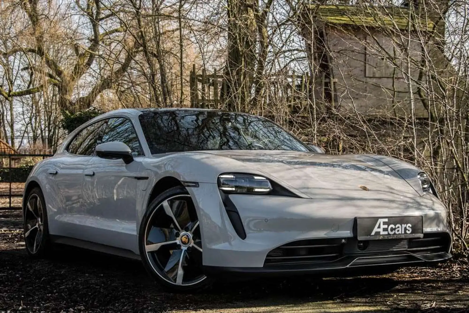 Porsche Taycan SPORT TURISMO / SPORT CHRONO / PANO ROOF / VAT CAR Gris - 1