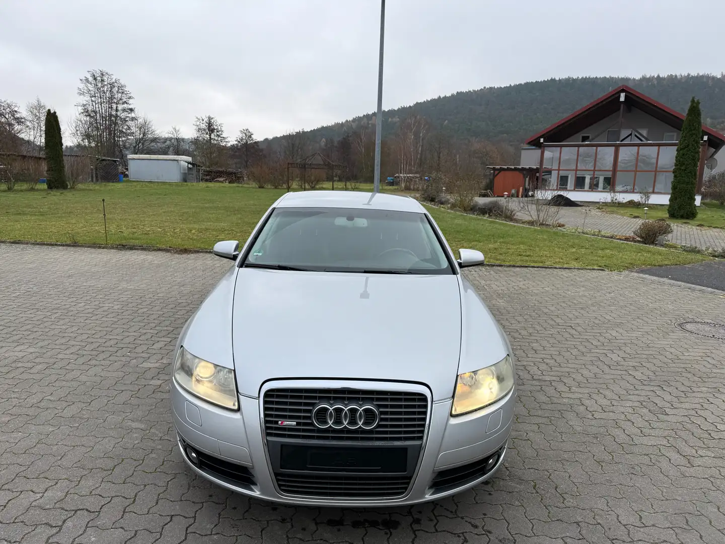 Audi A6 2.4 *S-Line*MMI Navi*Leder*PDC* Gris - 2