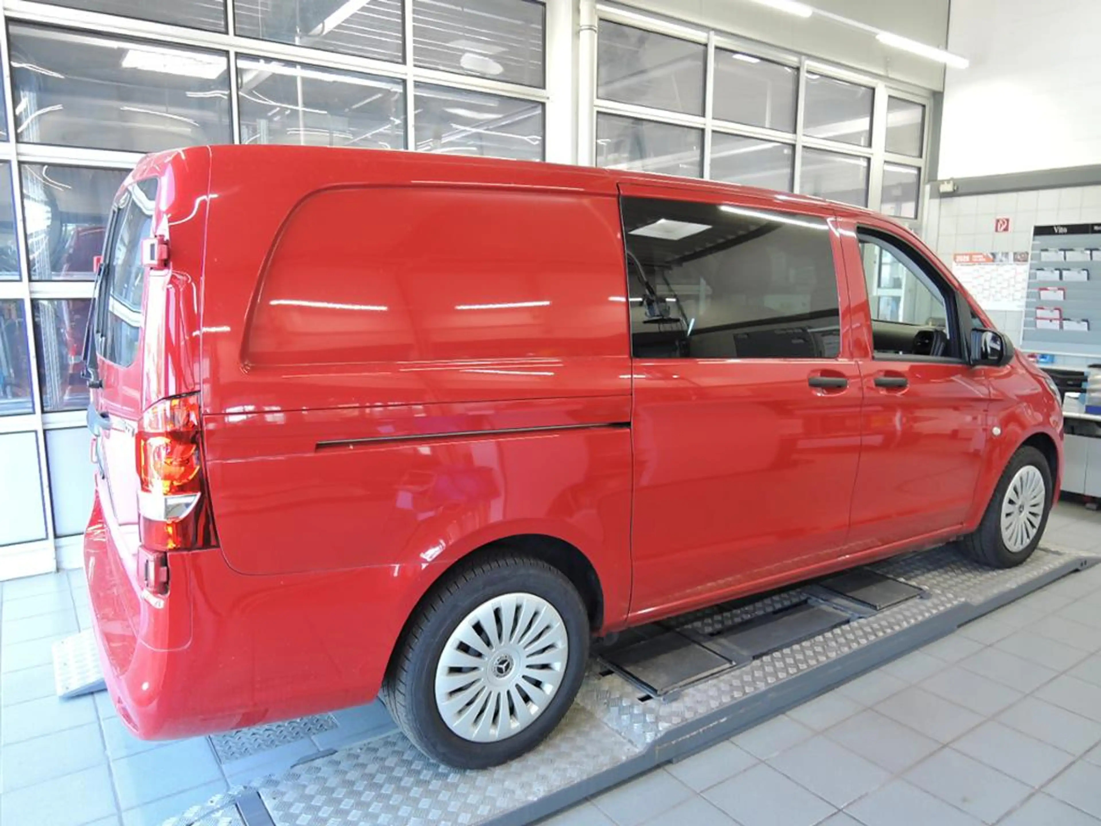 Mercedes-Benz Vito 116 CDI Mixto  MBUX*Hecktüren 180° — photo 3
