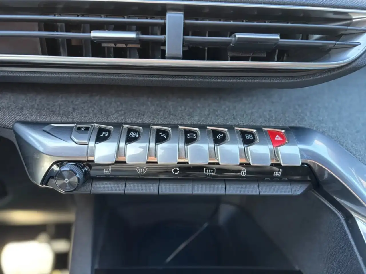 Peugeot 3008 3008 — photo 25