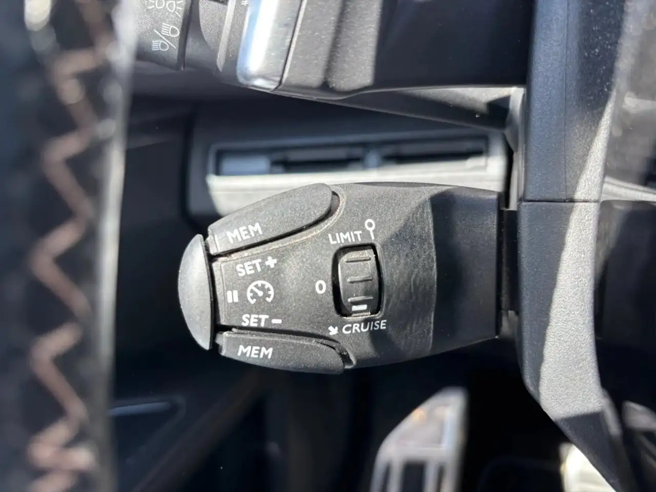 Peugeot 3008 3008 — photo 33