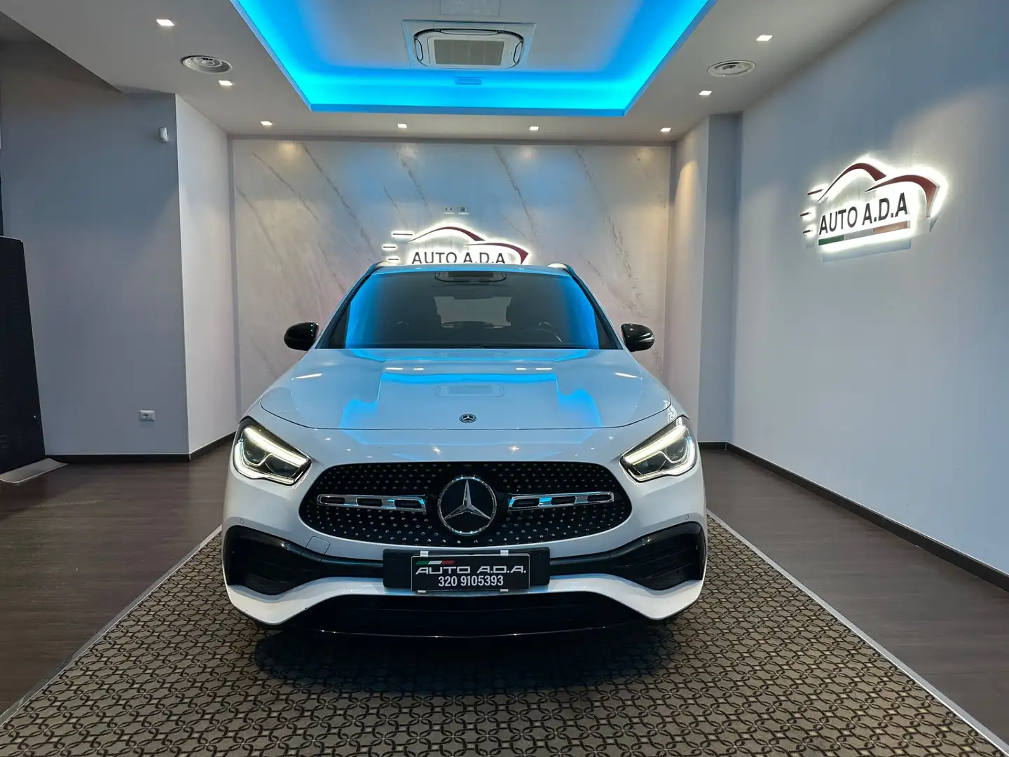 Mercedes-Benz GLA 180 GLA 180 d Automatic Premium Bianco - 1