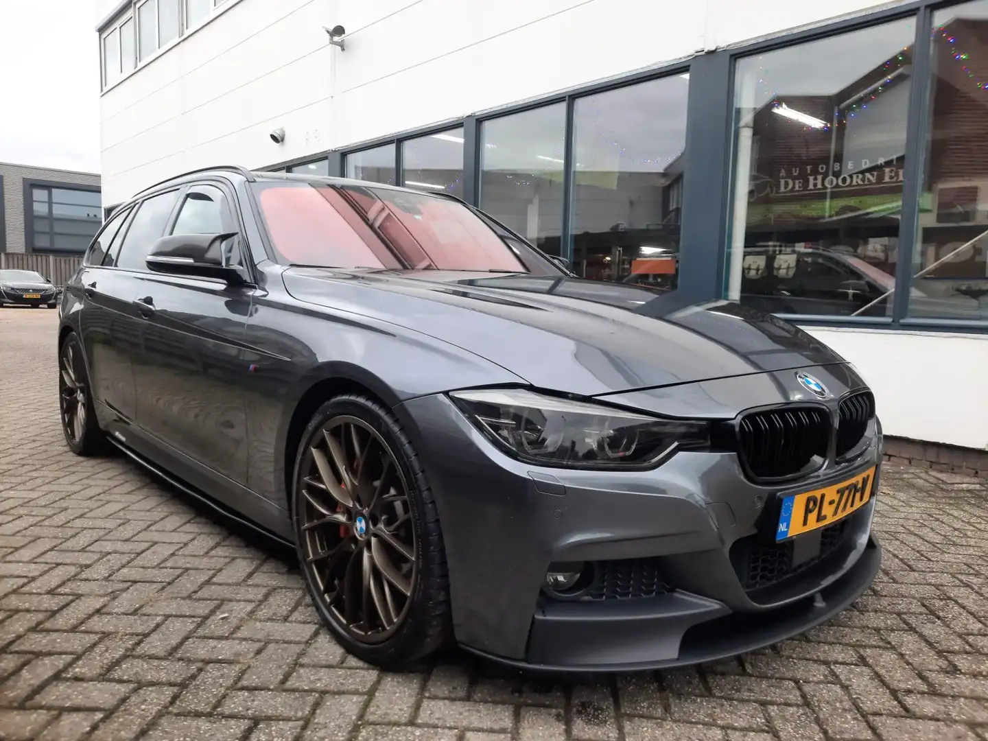 BMW 340 3-serie Touring 340i xDrive BTW M-PERFORMANCE CARB Grijs - 2