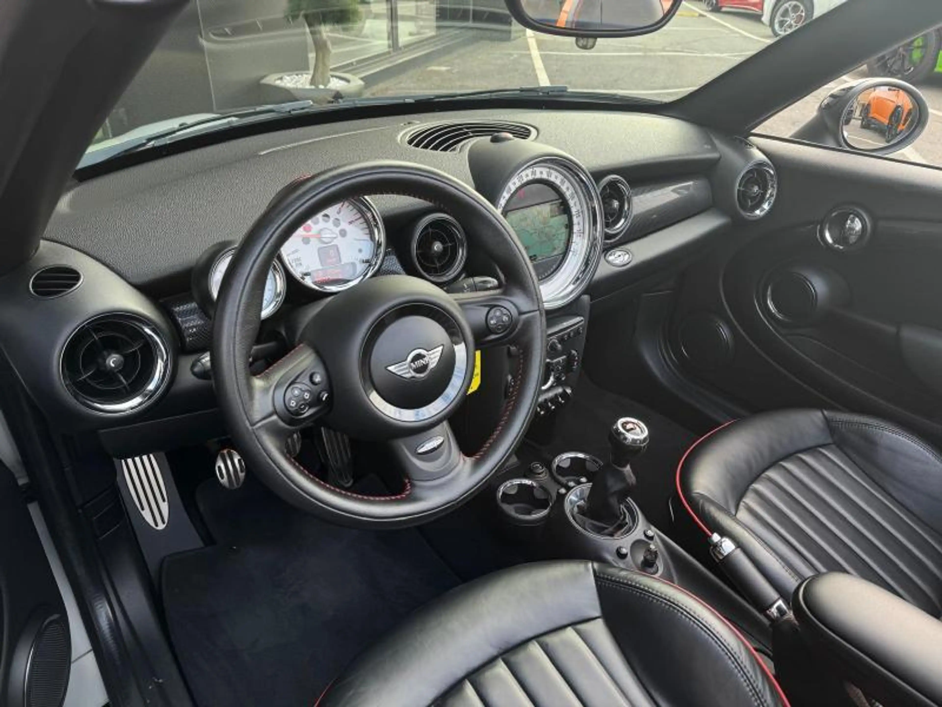 MINI Cooper Cabrio SD Kit JCW/Sièges chauffants/GPS — photo 5