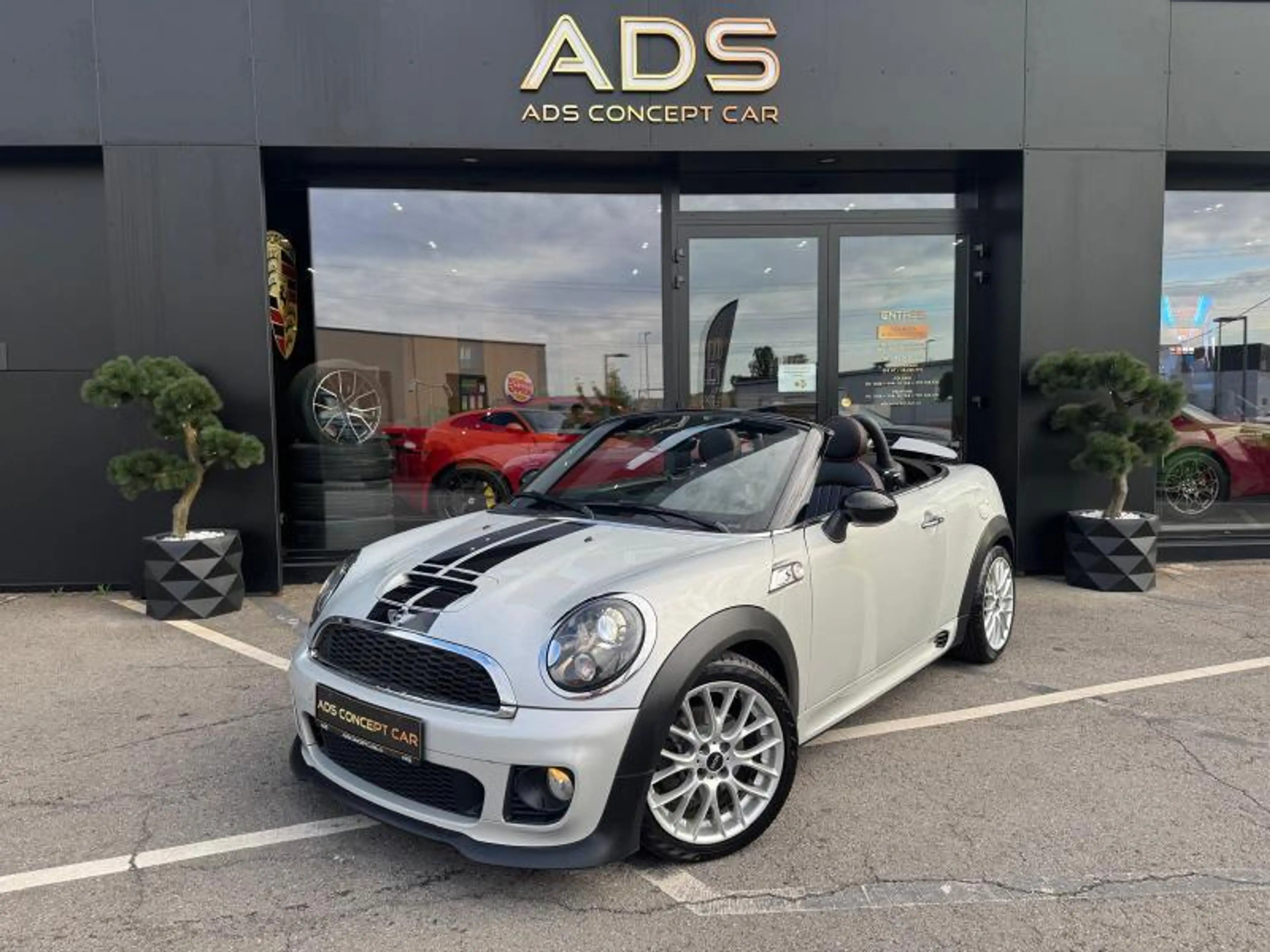 MINI Cooper Cabrio SD Kit JCW/Sièges chauffants/GPS — photo 14