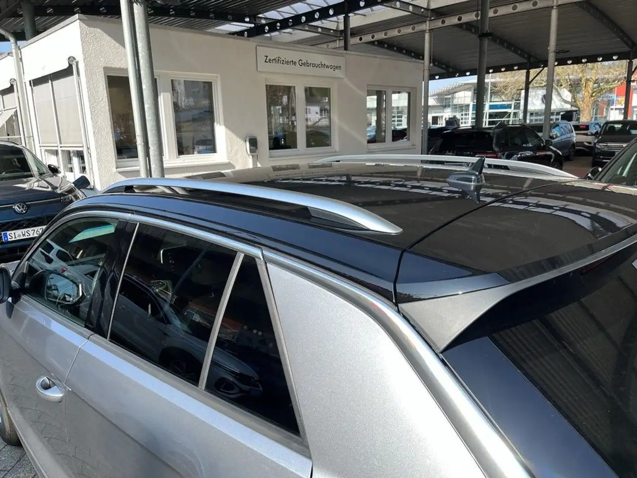 Volkswagen T-Roc 1.5 TSI DSG R-Line Navi LED AHK 12