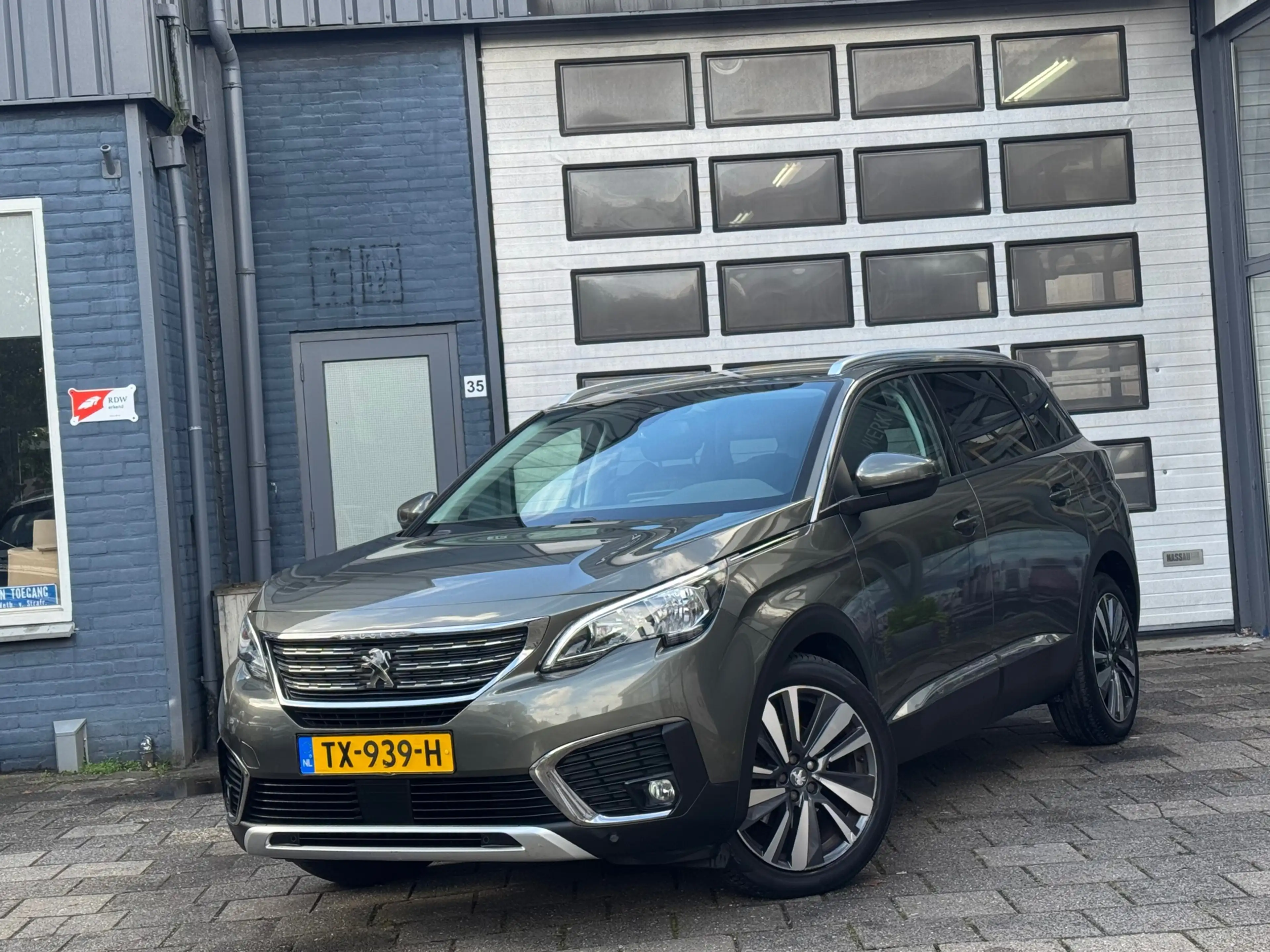 Peugeot 5008 1.2 PureTech Allure | Clima | Camera | Automaat |