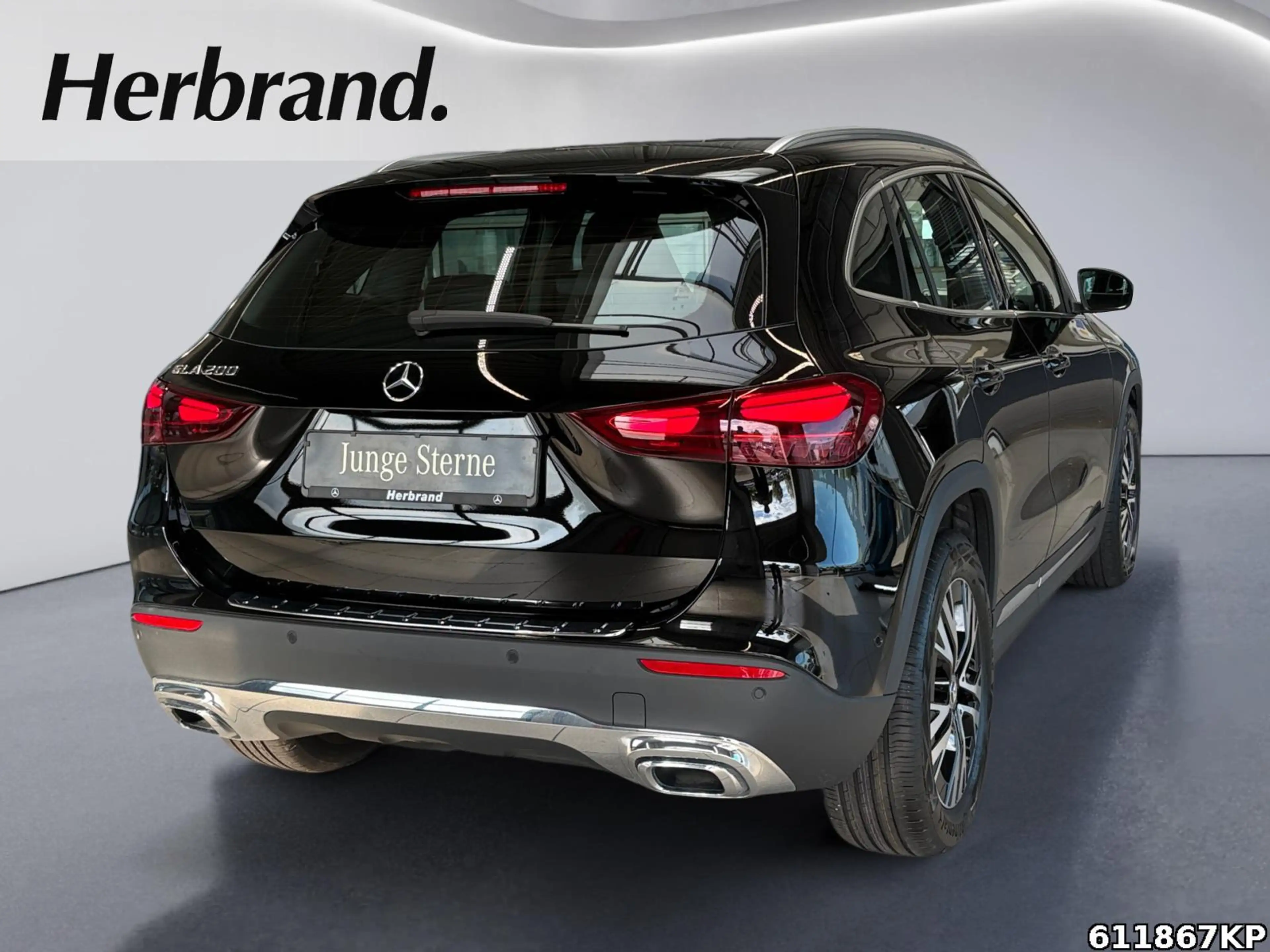 Mercedes-Benz GLA 200 Progressive AHK Advanced DAB Kamera — photo 3