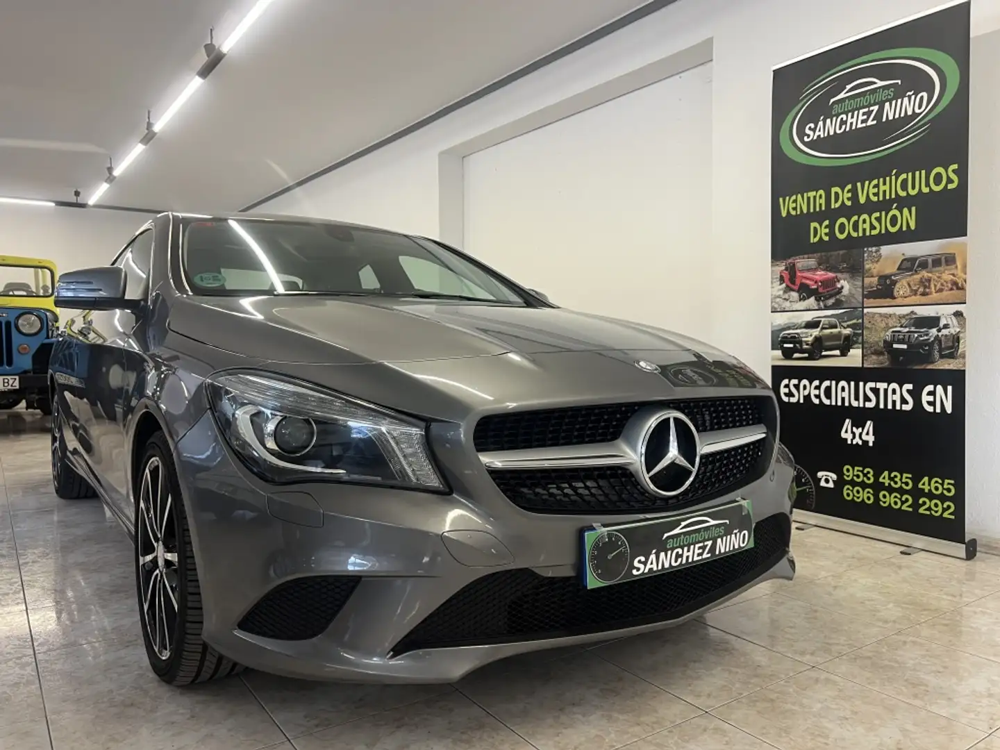 Mercedes-Benz CLA 200 200CDI 7G-DCT Gris - 1