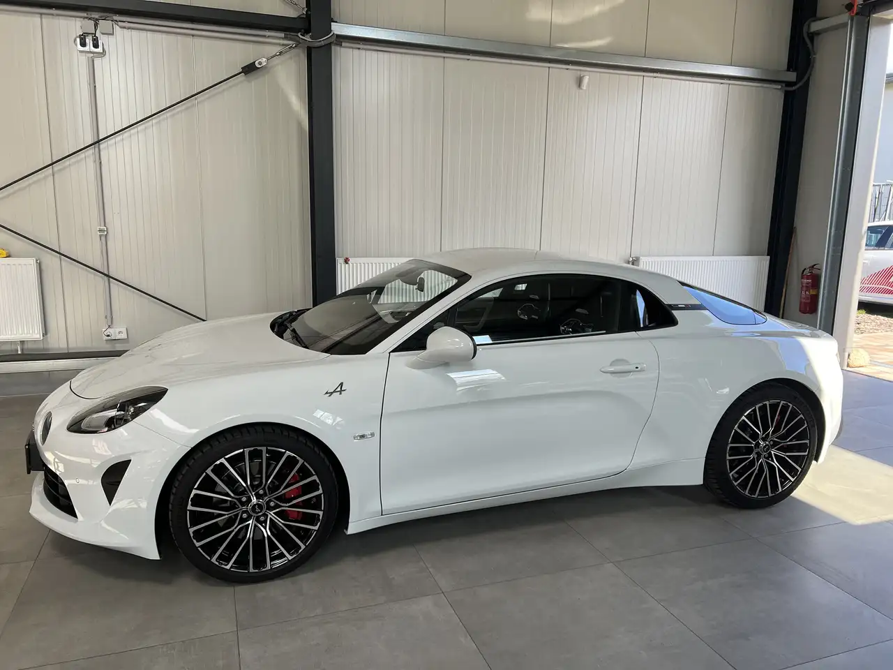 Alpine A110 2024