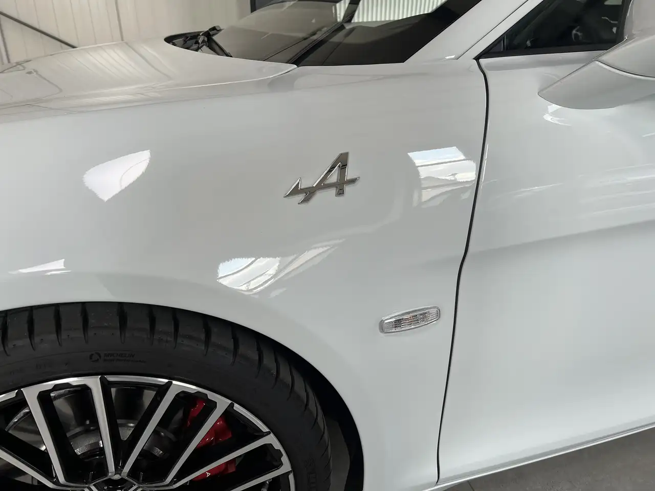 Alpine A110 2024
