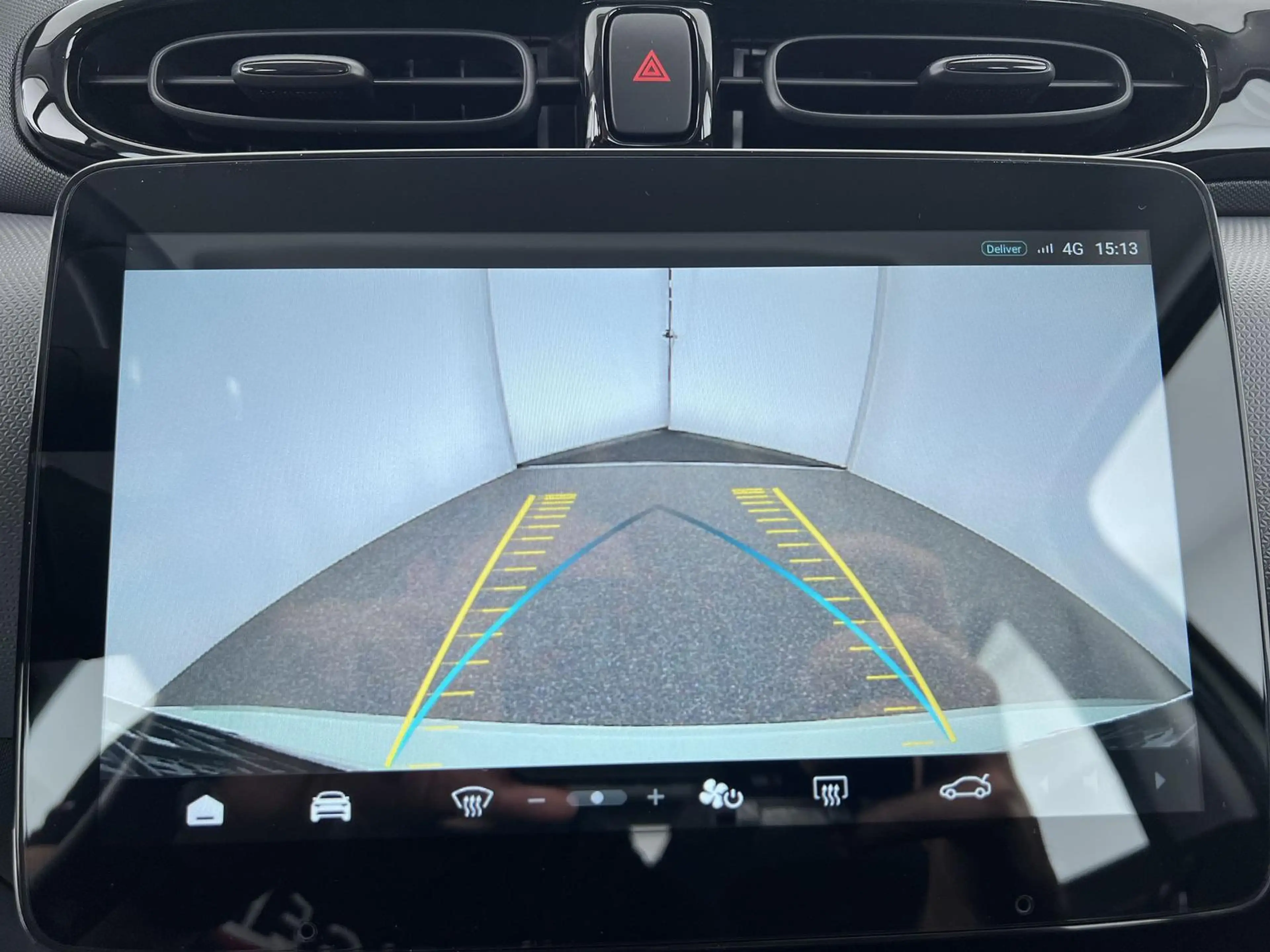 Leapmotor T03 *NAVI*RFK*PANO*uvm. — photo 16