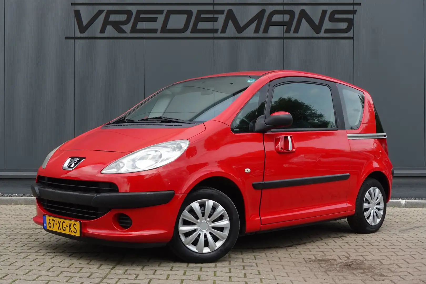 Peugeot 1007 1.4 Sesam Urban Rot - 1