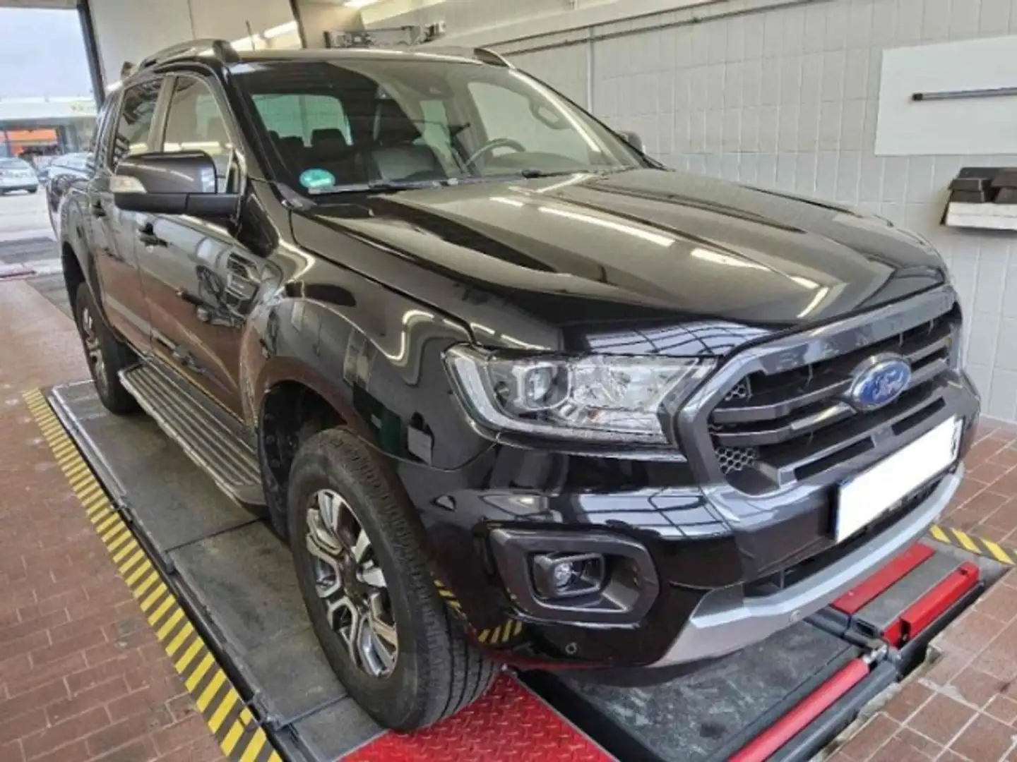 Ford Ranger Wildtrak Doppelkabine 4x4 2.0 TDCi Panther EU6d-T Schwarz - 2
