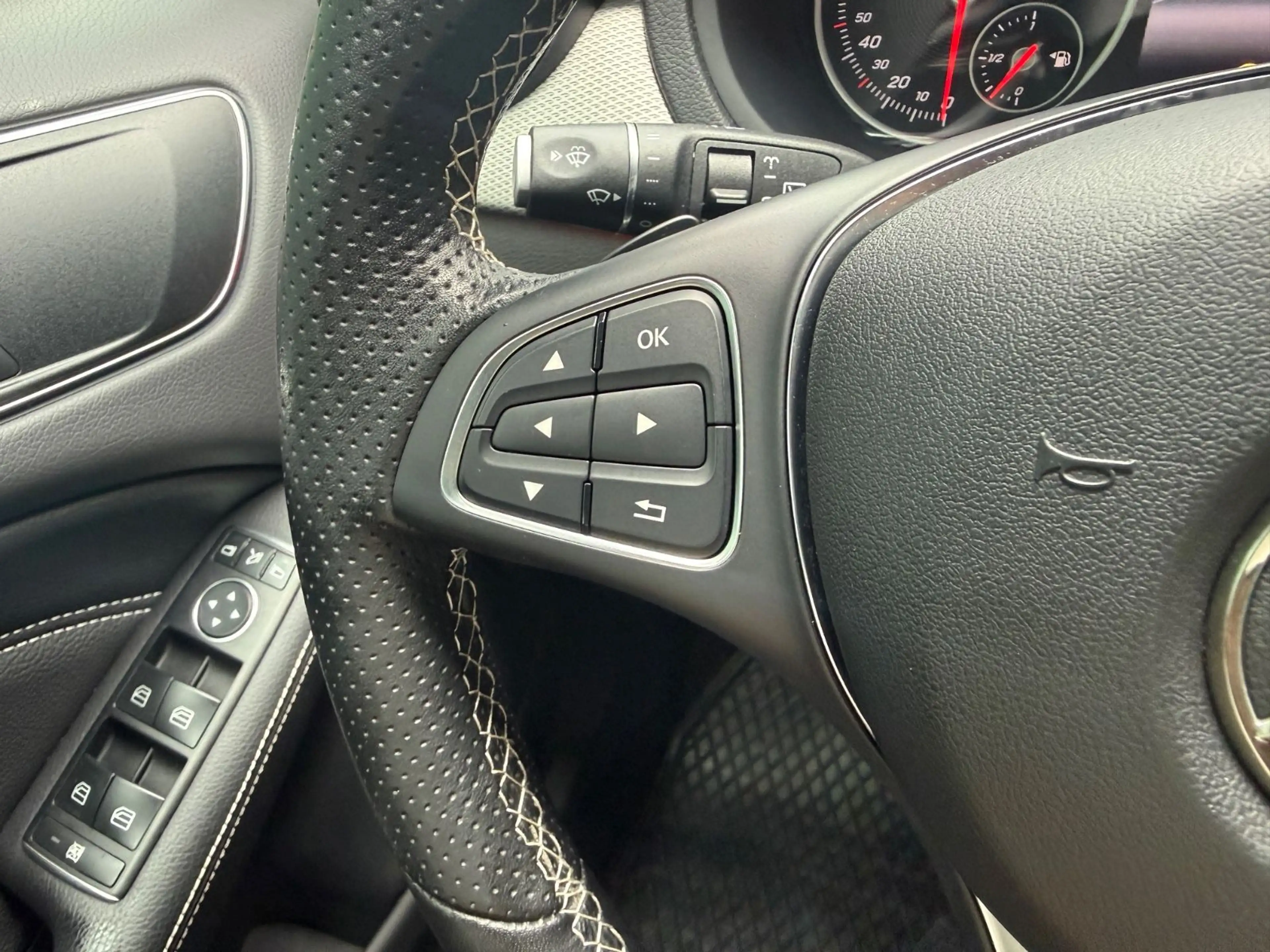 Mercedes-Benz B 200 B B 200 Edition,Auto,Teil Leder,Navi,Erstehand — photo 12