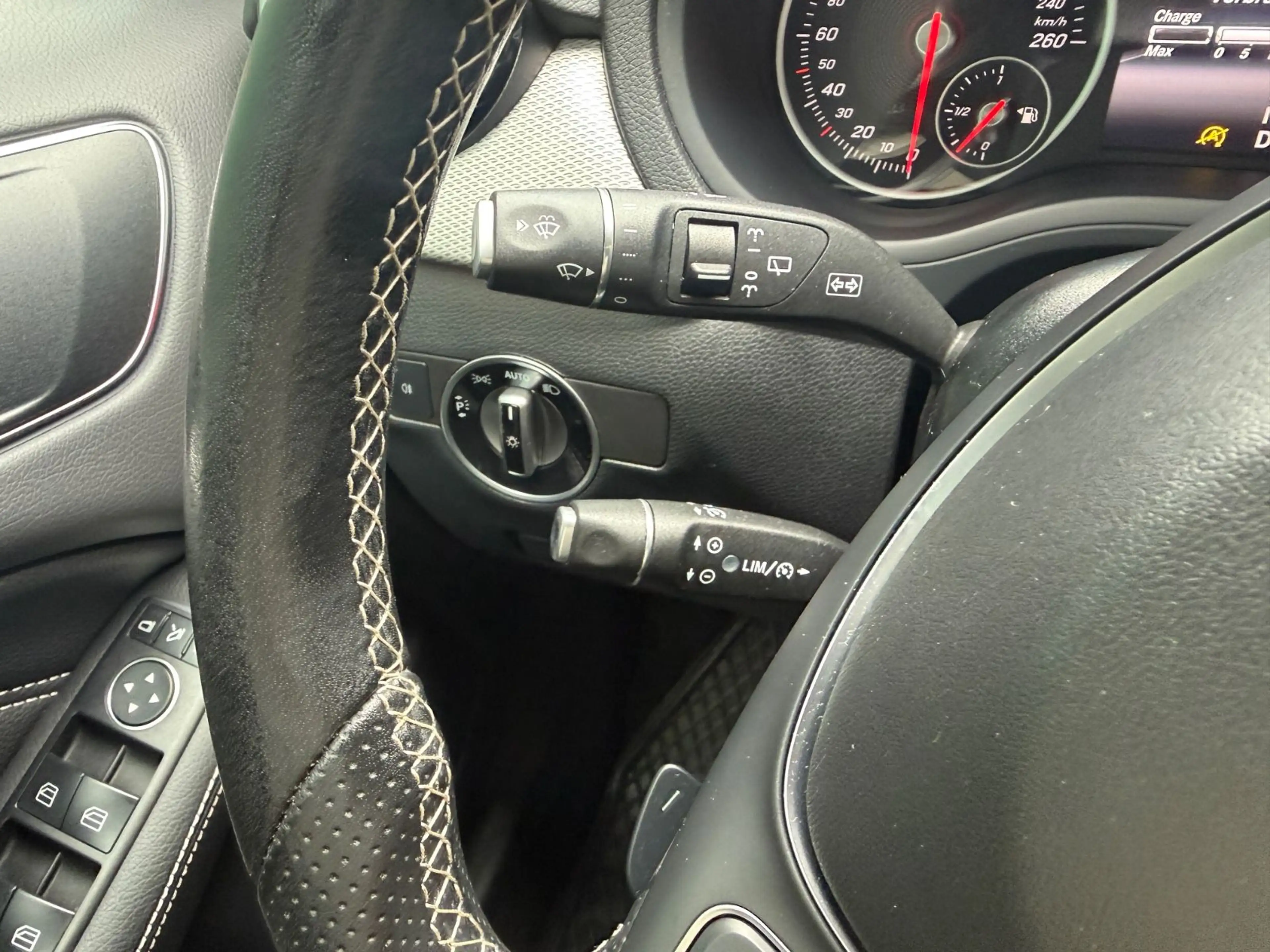 Mercedes-Benz B 200 B B 200 Edition,Auto,Teil Leder,Navi,Erstehand — photo 13