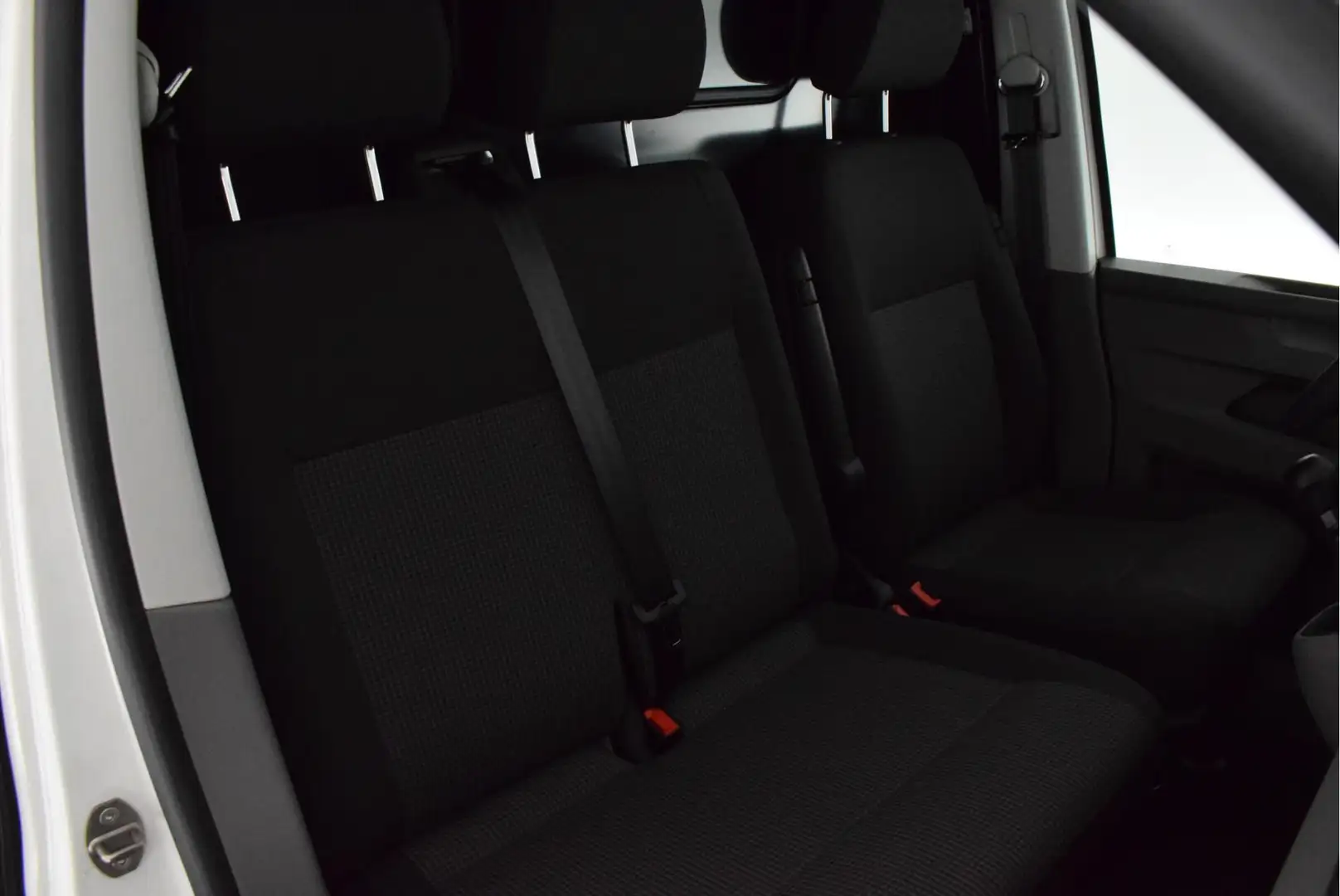 Volkswagen T6.1 Transporter 2.0 TDI 110pk L1H1 28 Camera App-Connect Alb - 2