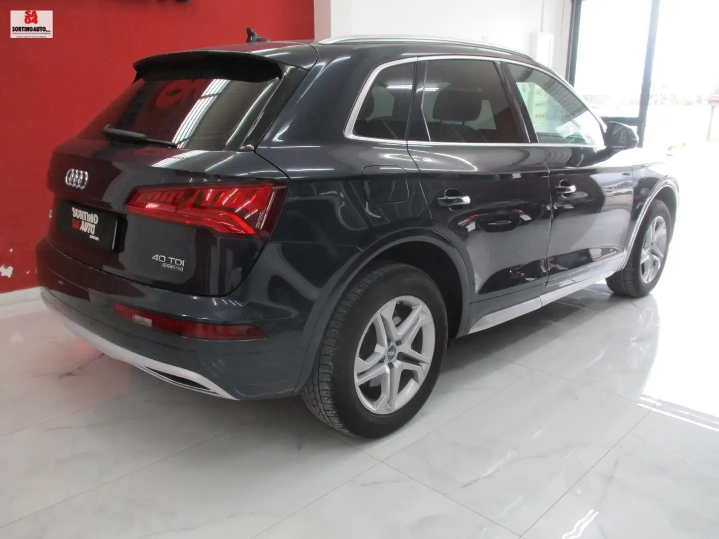 Audi Q5 40 2.0 tdi Business quattro 190cv s-tronic 2019 Blu/Azzurro - 2