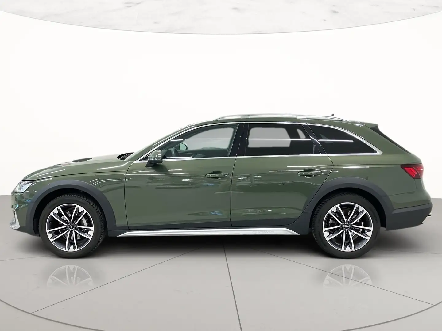 Audi A4 allroad allroad 40 2.0 tdi mhev business quattro 204cv s-t Vert - 2