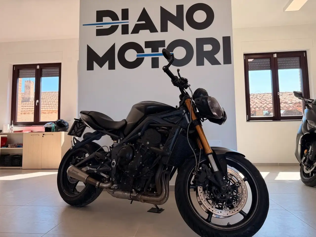 Triumph Street Triple 675