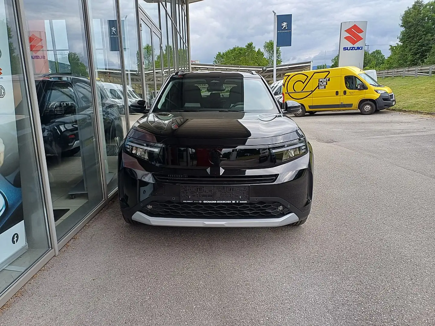 Opel Frontera 1.2 DI MHEV GS Aut. Schwarz - 2
