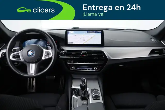 BMW 5 Series view 13