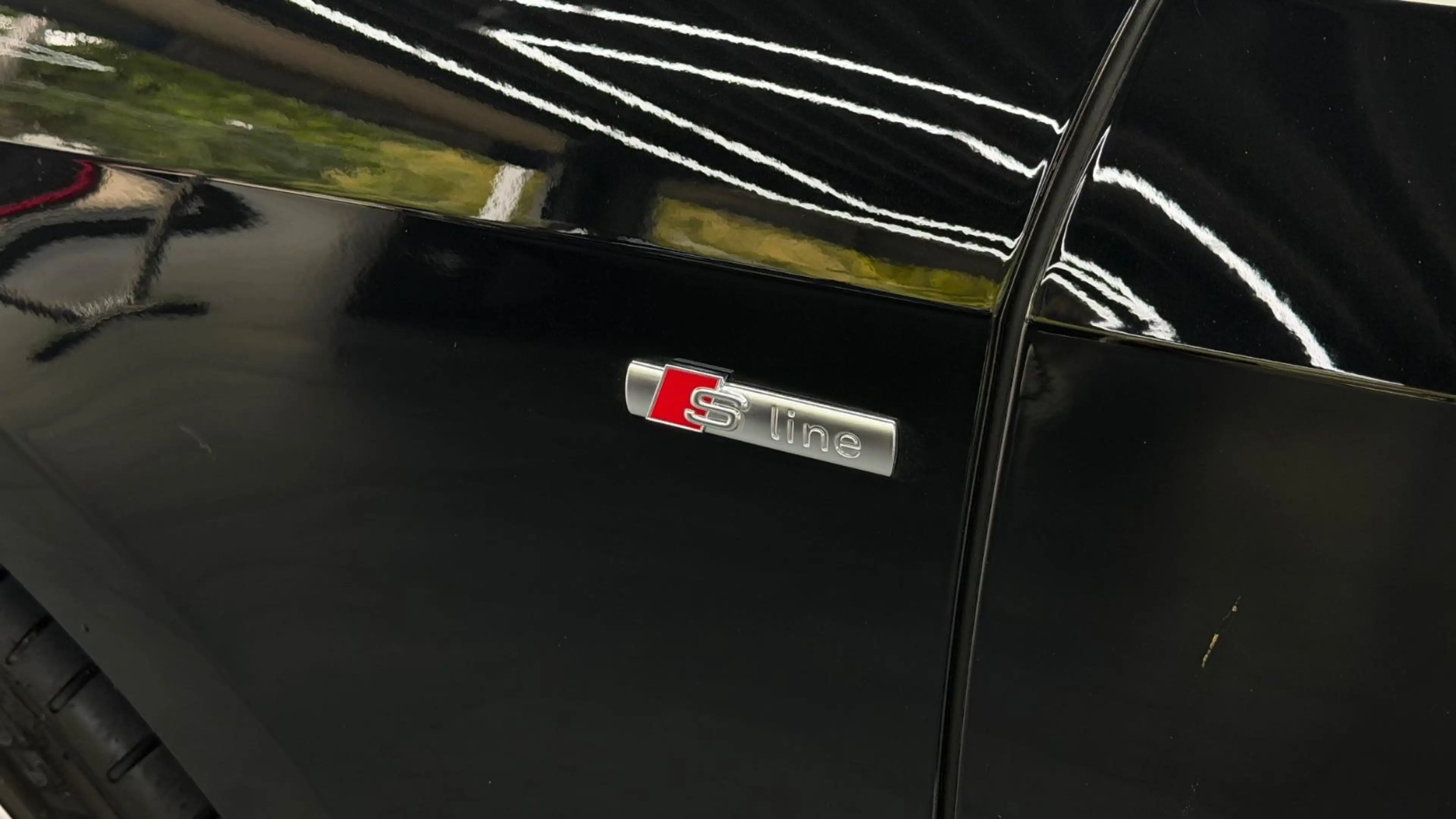 Audi A8 60 TFSI e L quattro Entertainment/VIP/MY26 — photo 9