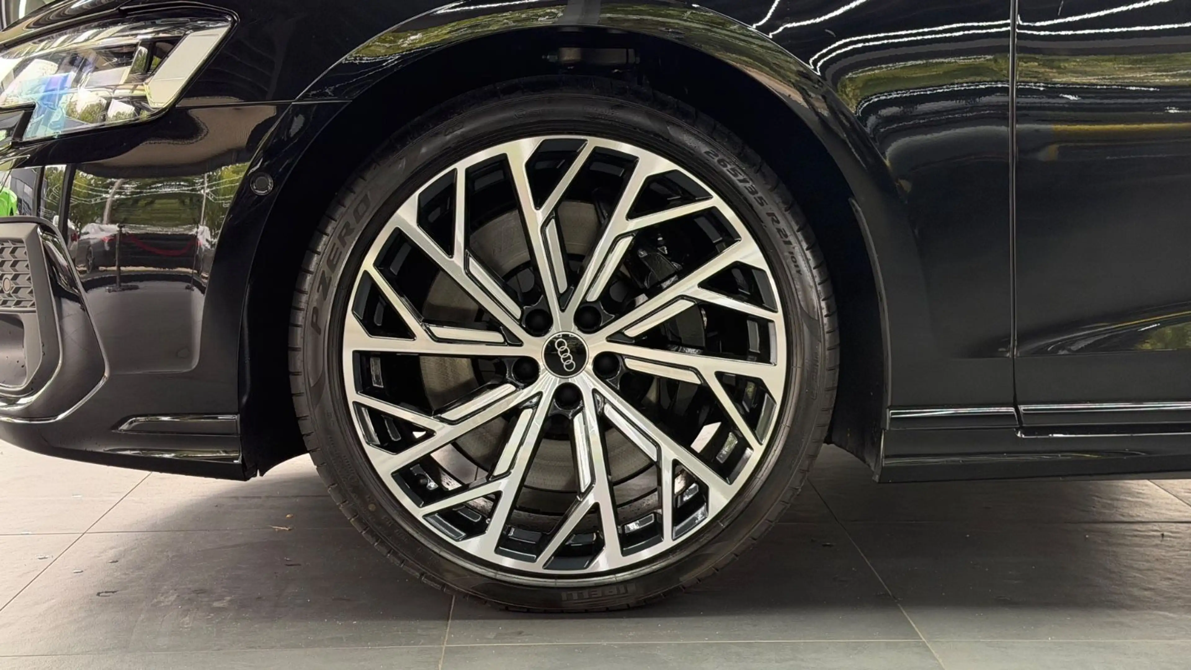 Audi A8 60 TFSI e L quattro Entertainment/VIP/MY26 — photo 8