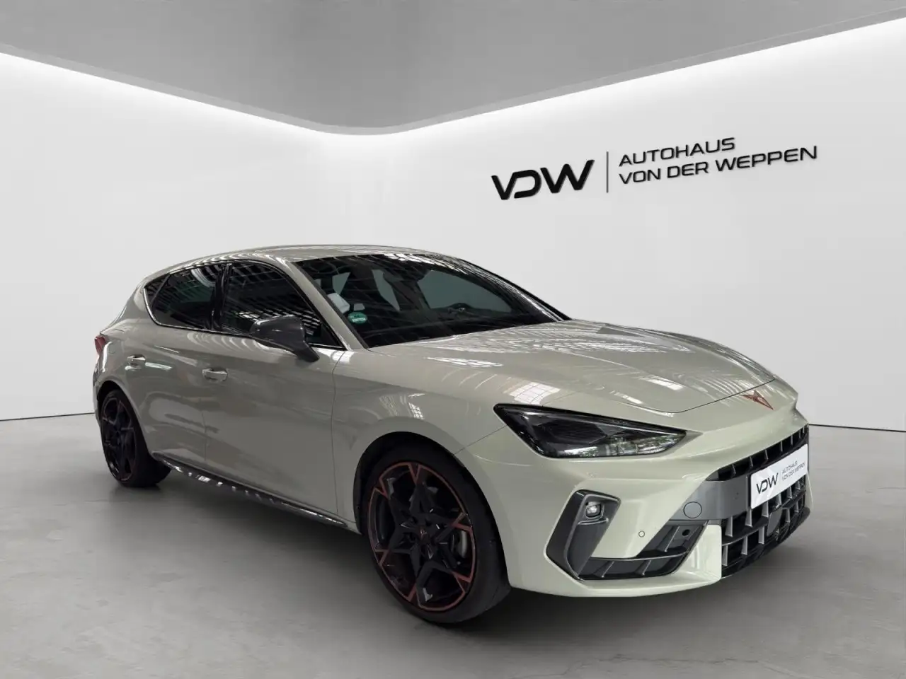 Cupra Leon 1.5 eTSI Matrix-LED, Sennheiser, Kessy Klima, миниатюра 10