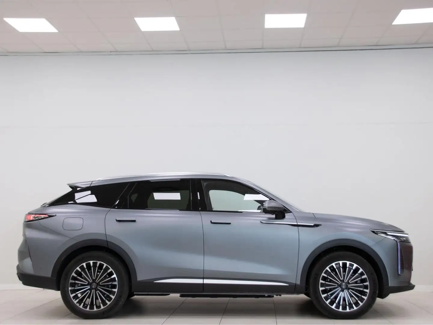 Omoda 9 SHS Premium 1.5 TGDI 35kW AWD Gris - 2