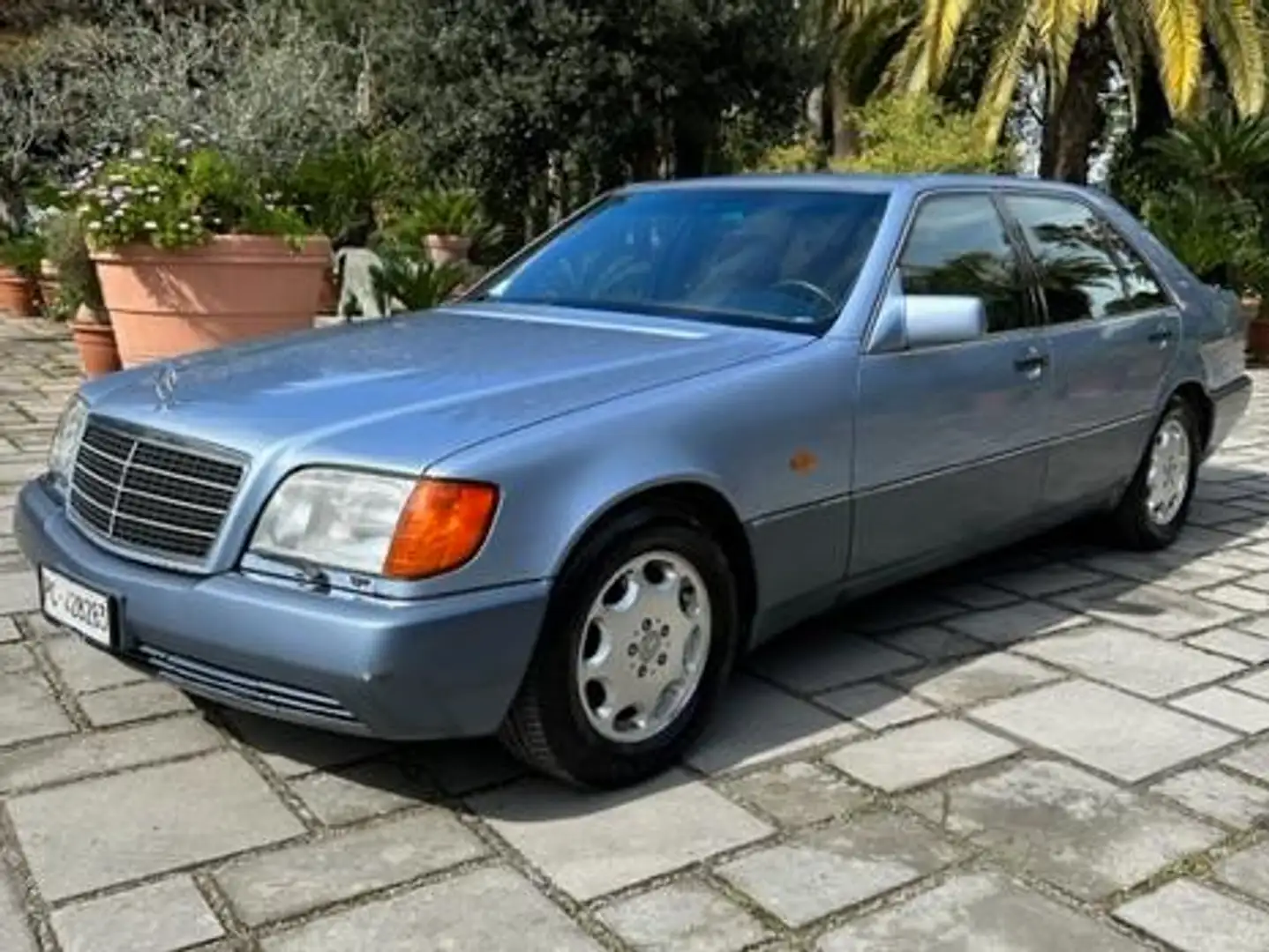 Mercedes-Benz 600 Azul - 1