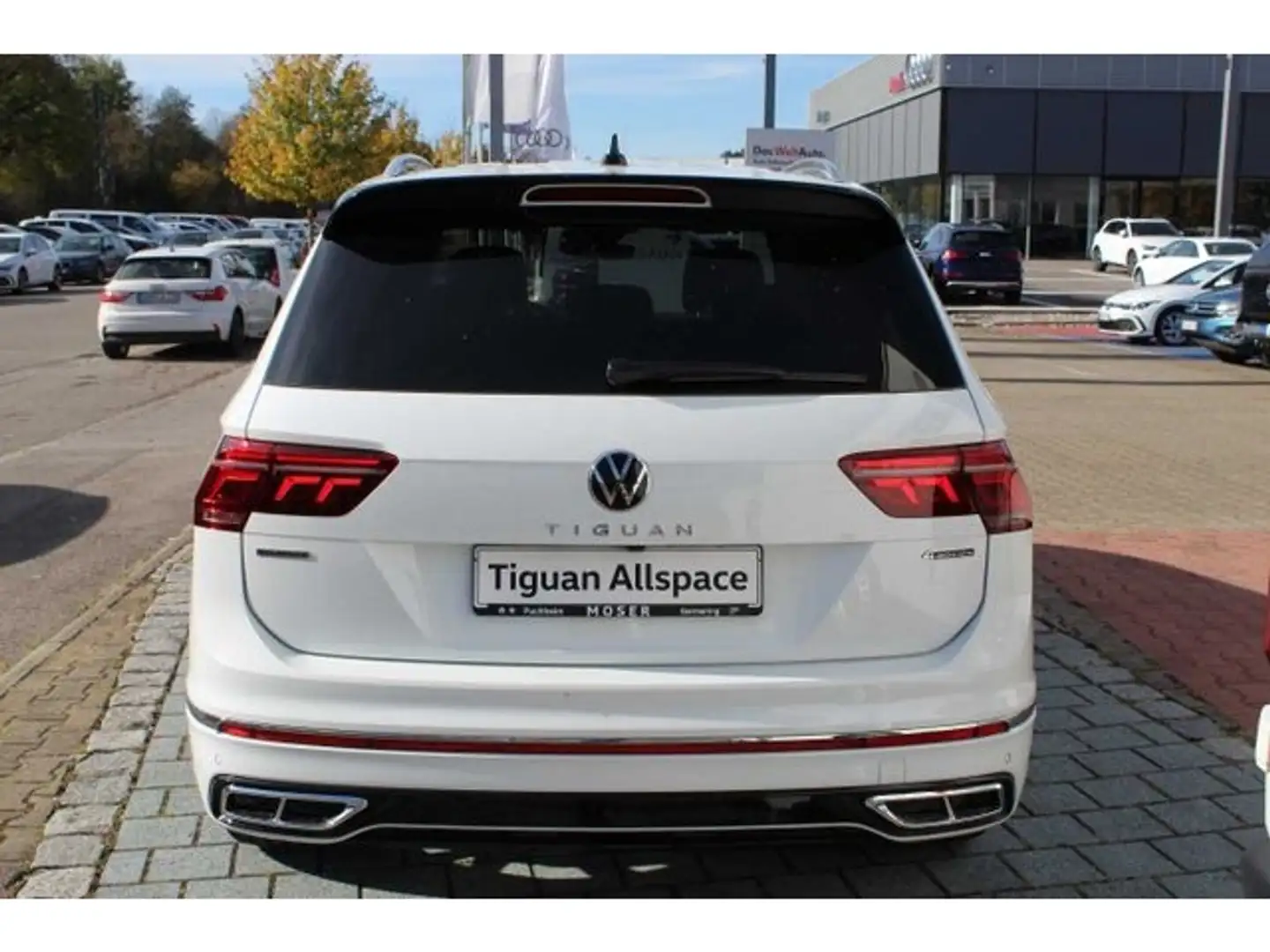 Volkswagen Tiguan Allspace 2.0TSI4M R-Line AHK*IQ*Kamera1HD!!! Weiß - 2
