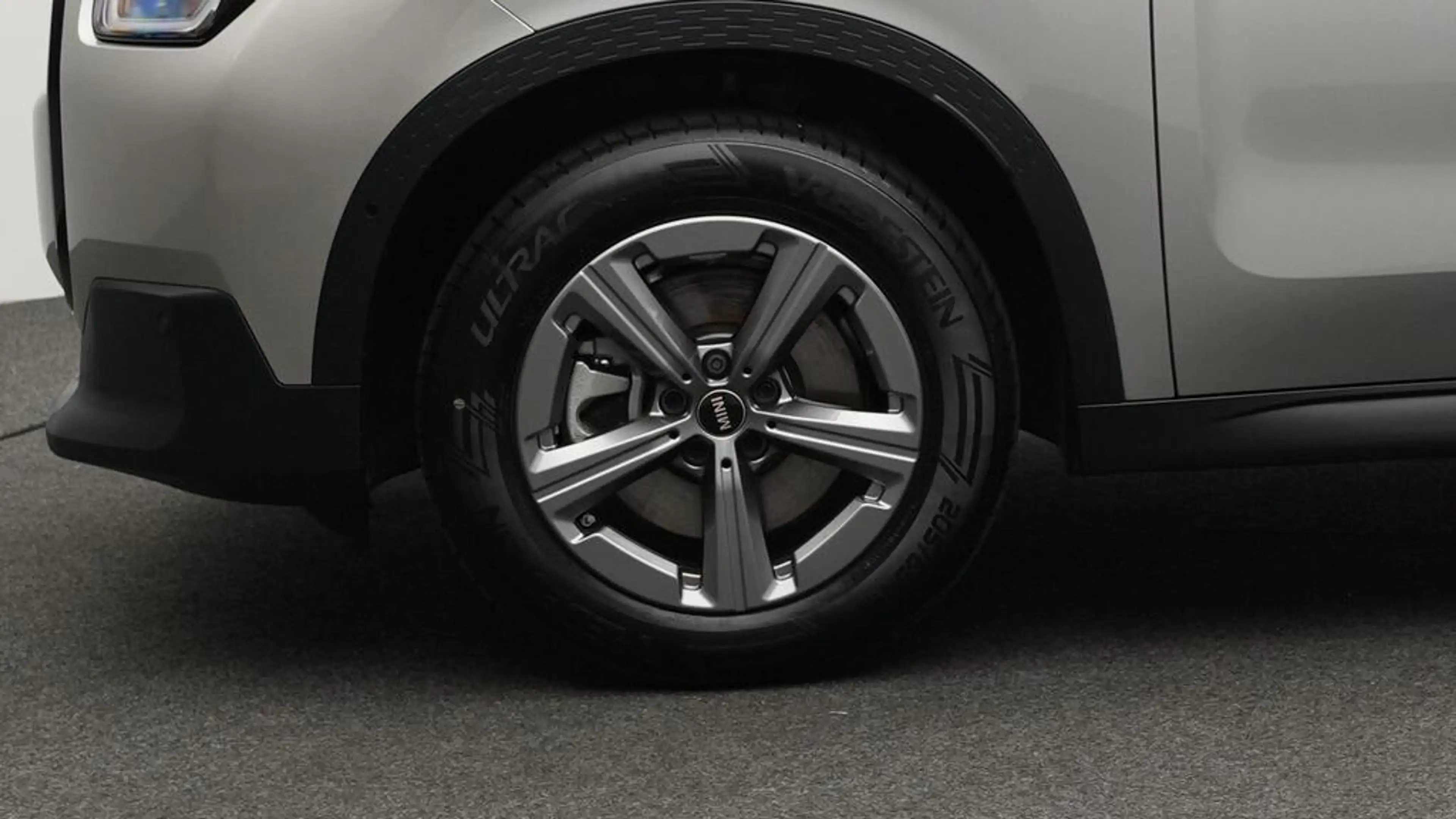 MINI Countryman C Classic Trim — photo 11