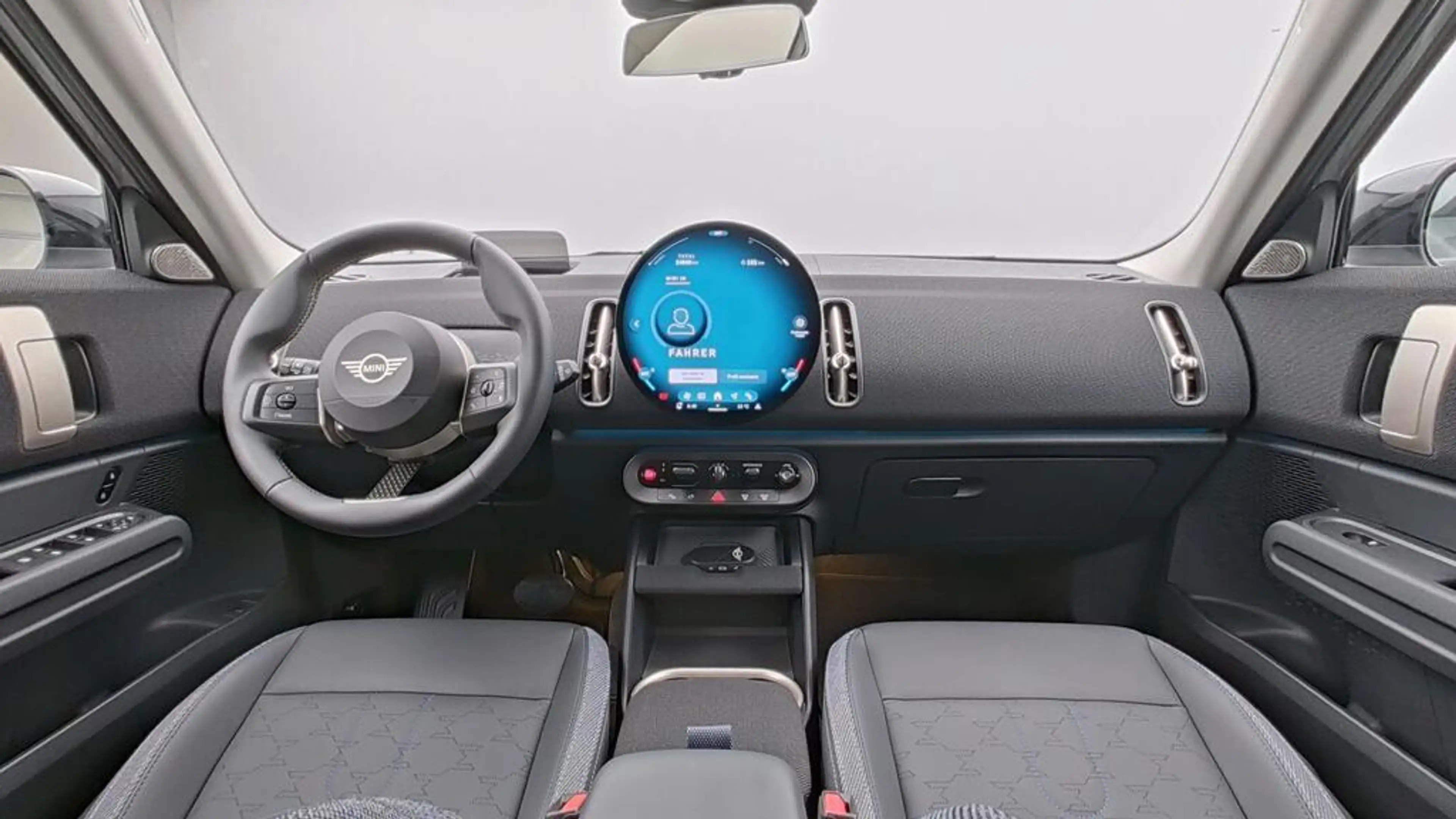 MINI Countryman C Classic Trim — photo 13