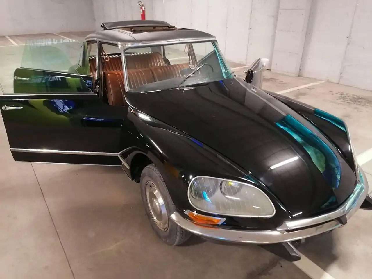 Citroen DS Pallas 21 ie, foto 2