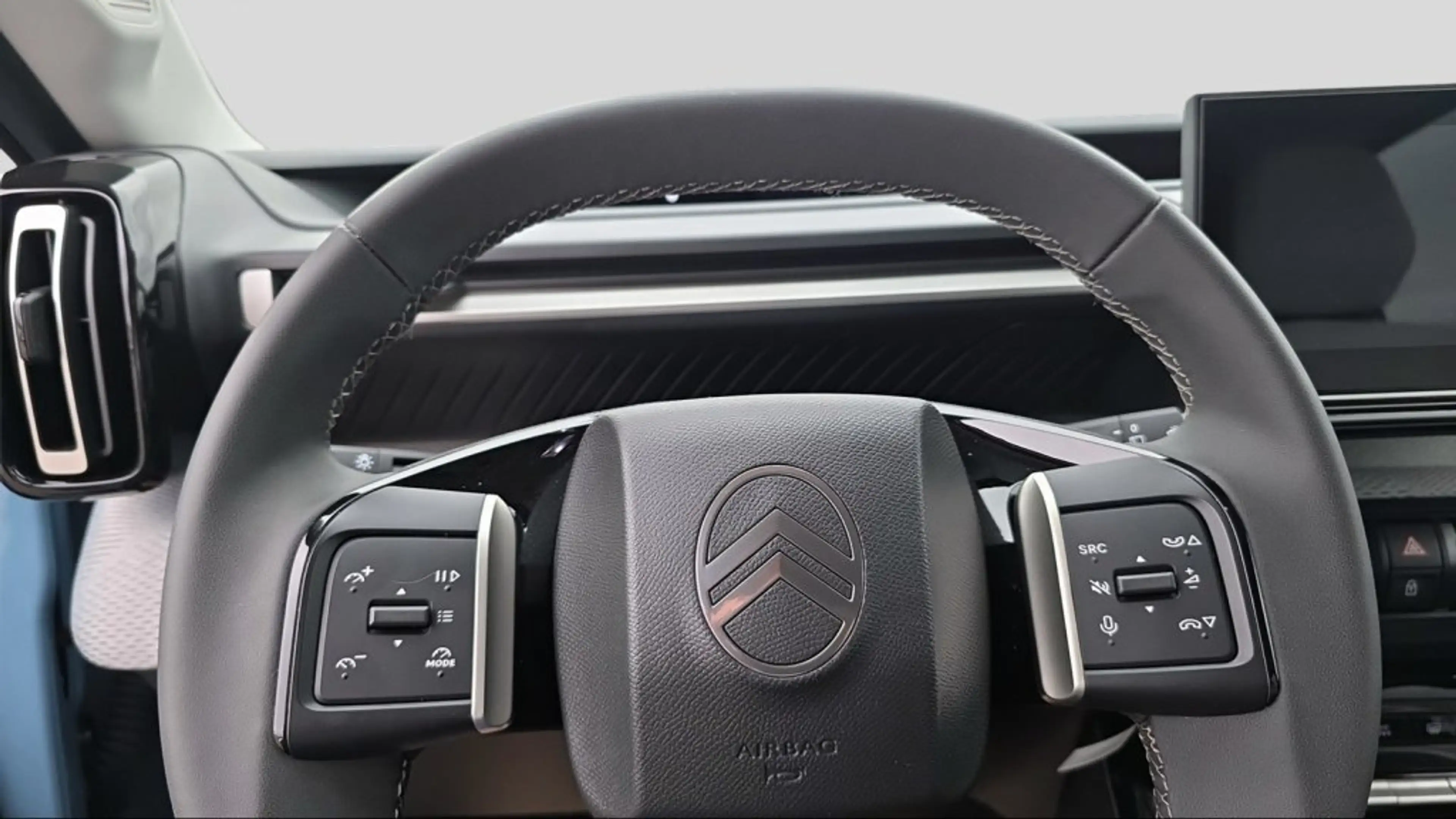 Citroen C3 e-C3 113 Standard Range 44kWh Max — photo 8