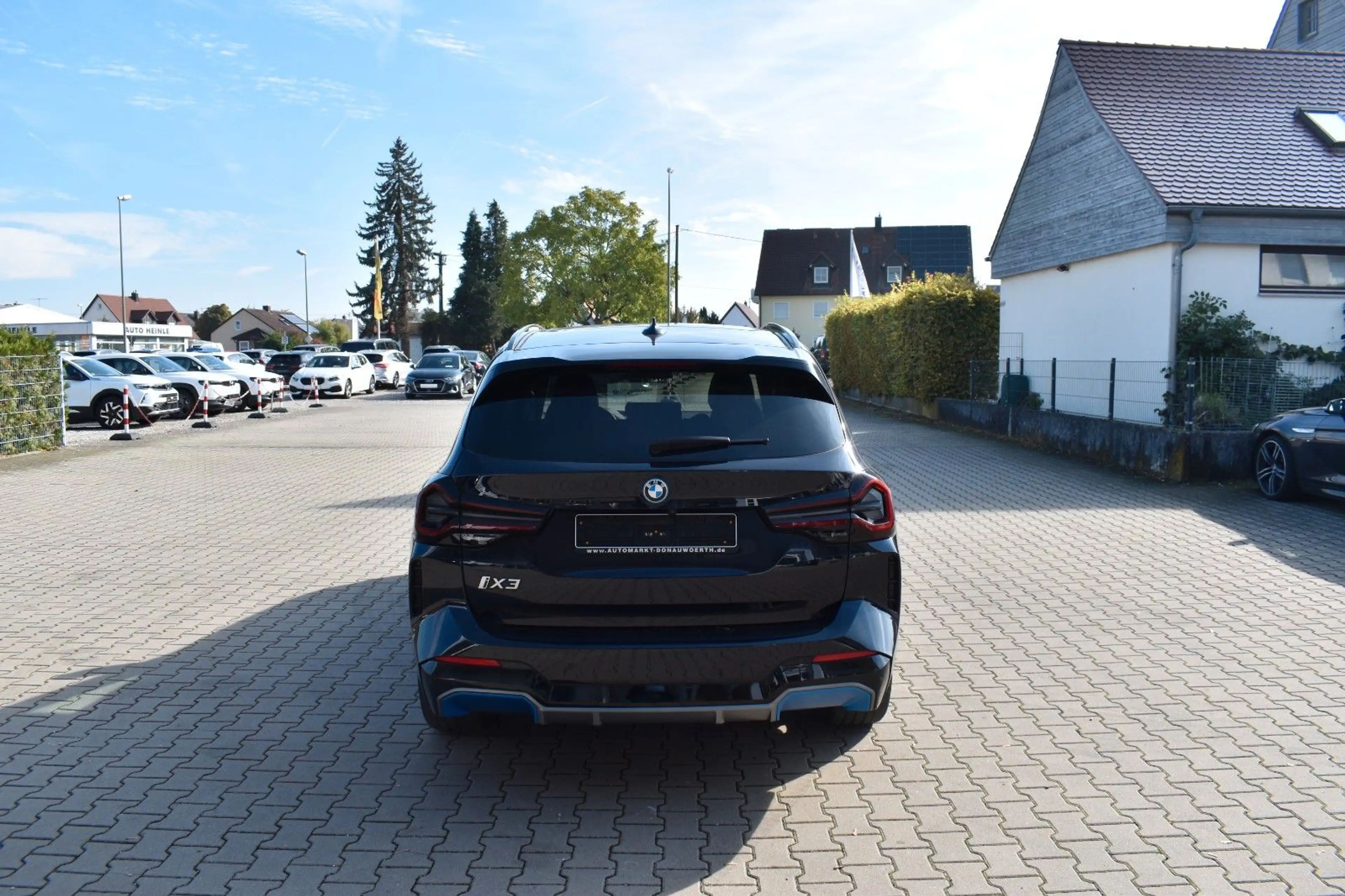 BMW iX3 Inspiring Abstandstempomat M Sport Pano LED — photo 4
