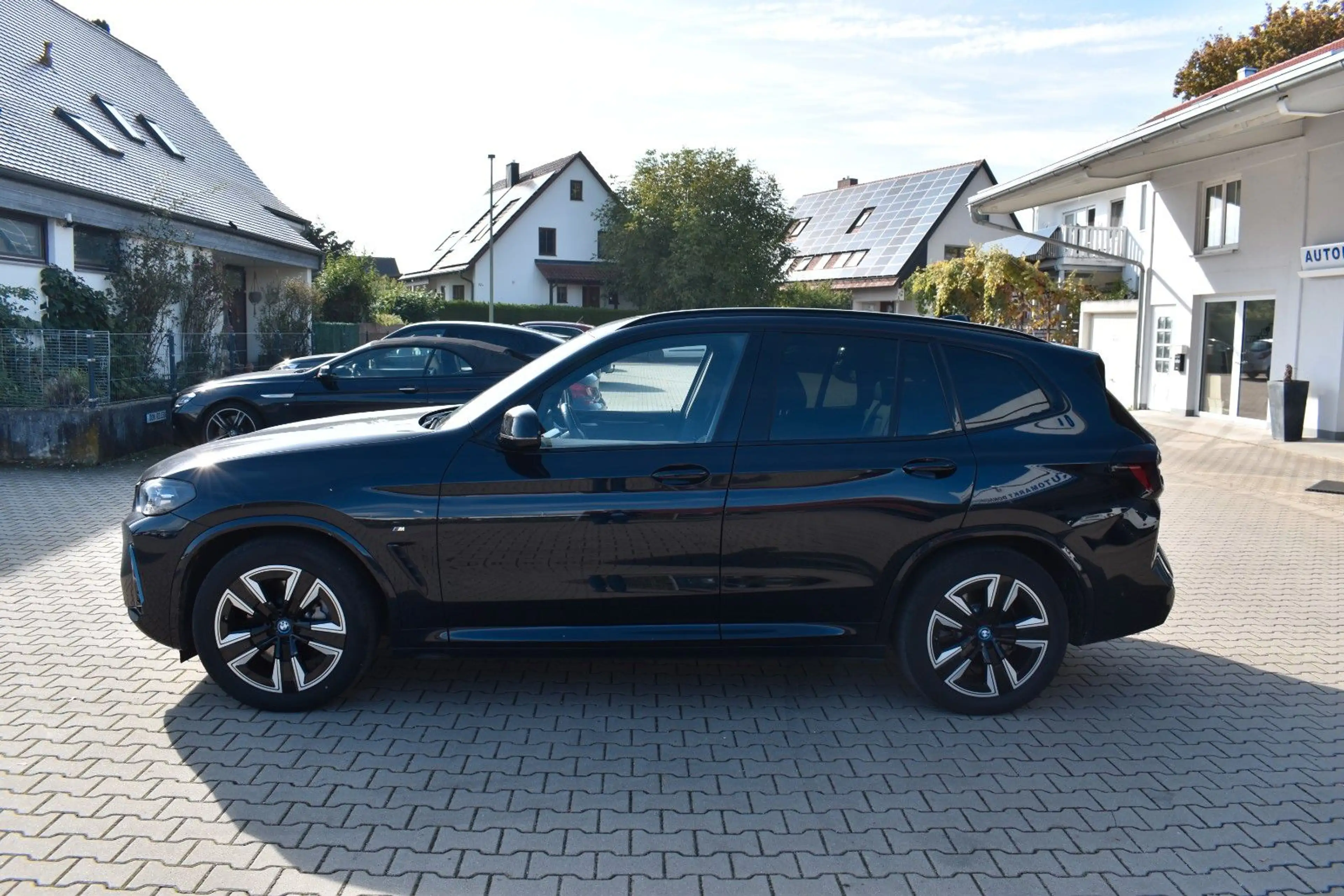 BMW iX3 Inspiring Abstandstempomat M Sport Pano LED — photo 6