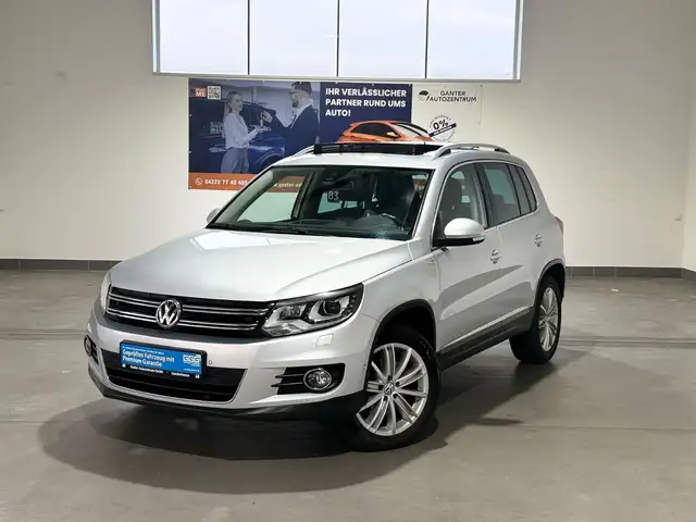 Volkswagen Tiguan 2.0 TDI Life 4Motion DSG XENON+NAVI+SHZ+